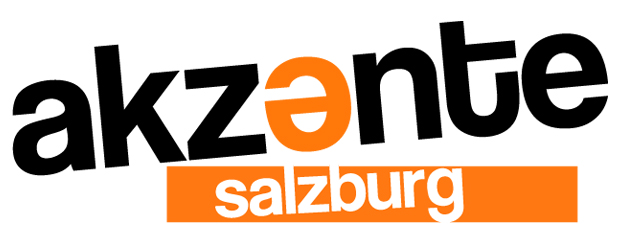 akzente Logo: schwarze Schrift auf weißem Untergrund mit orangem Balken und Text "salzburg" in weißer Schrift darauf